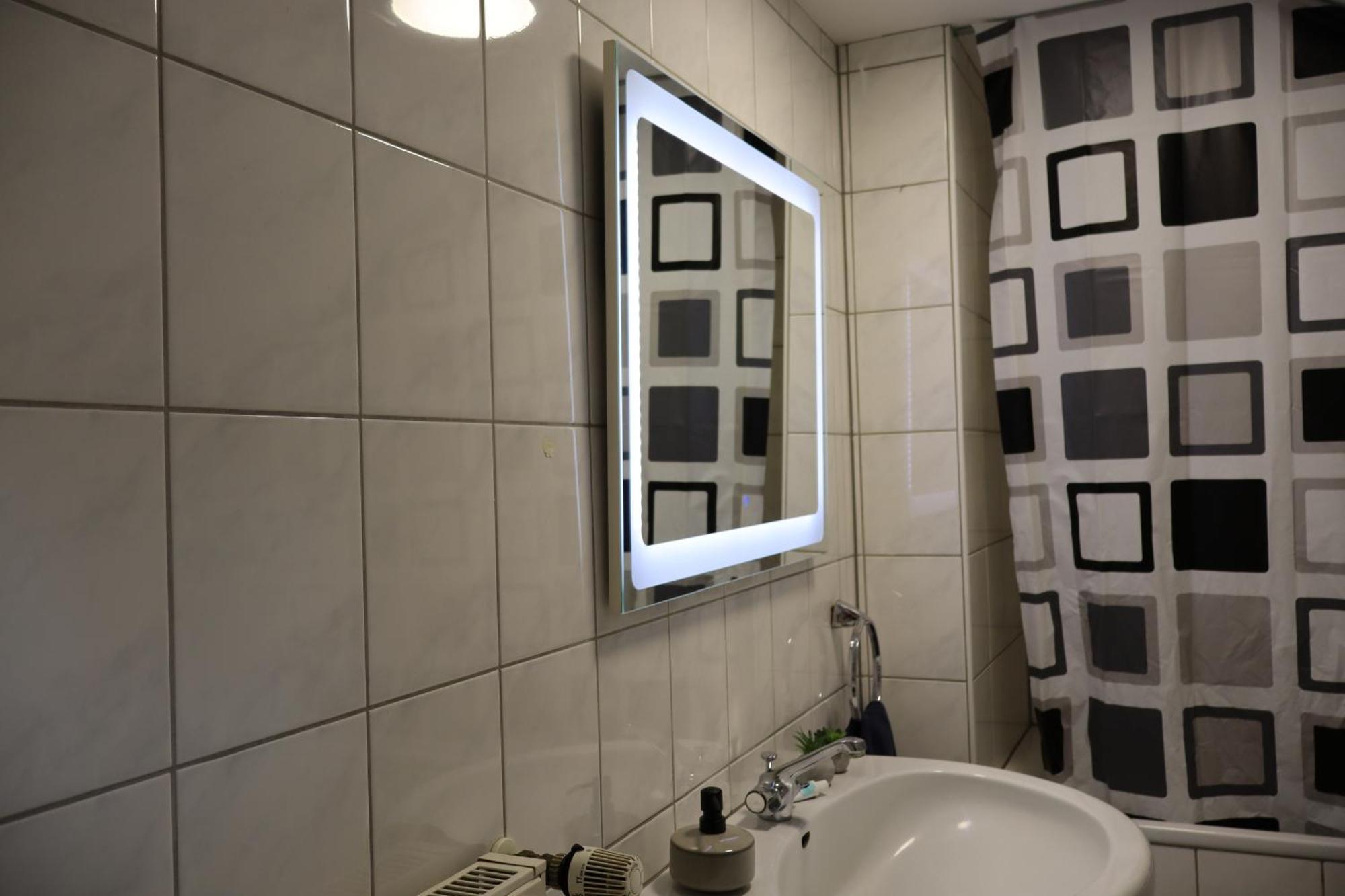 Hirsch24- 4 Personen Apartment Lippstadt Esterno foto